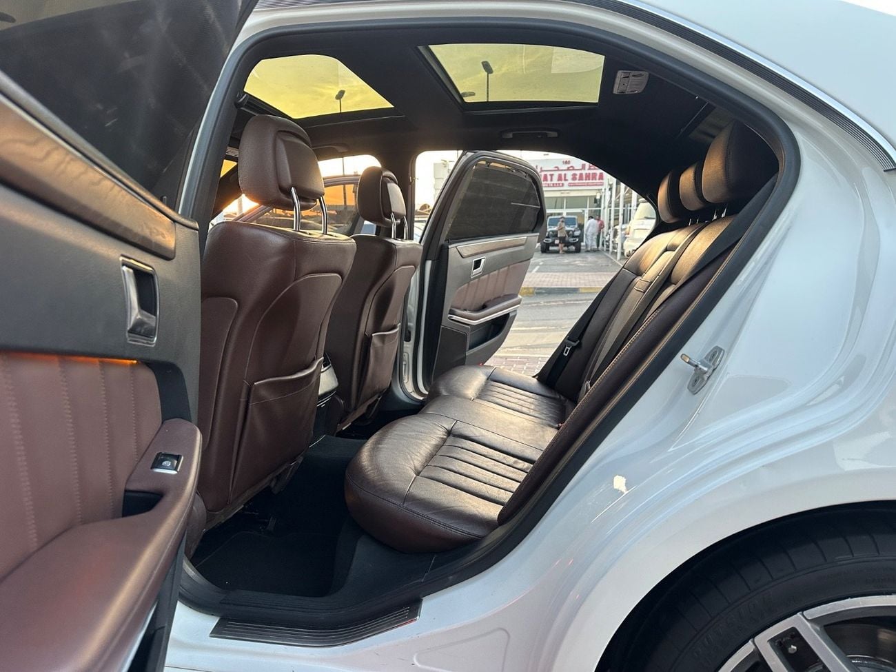 مرسيدس بنز E300