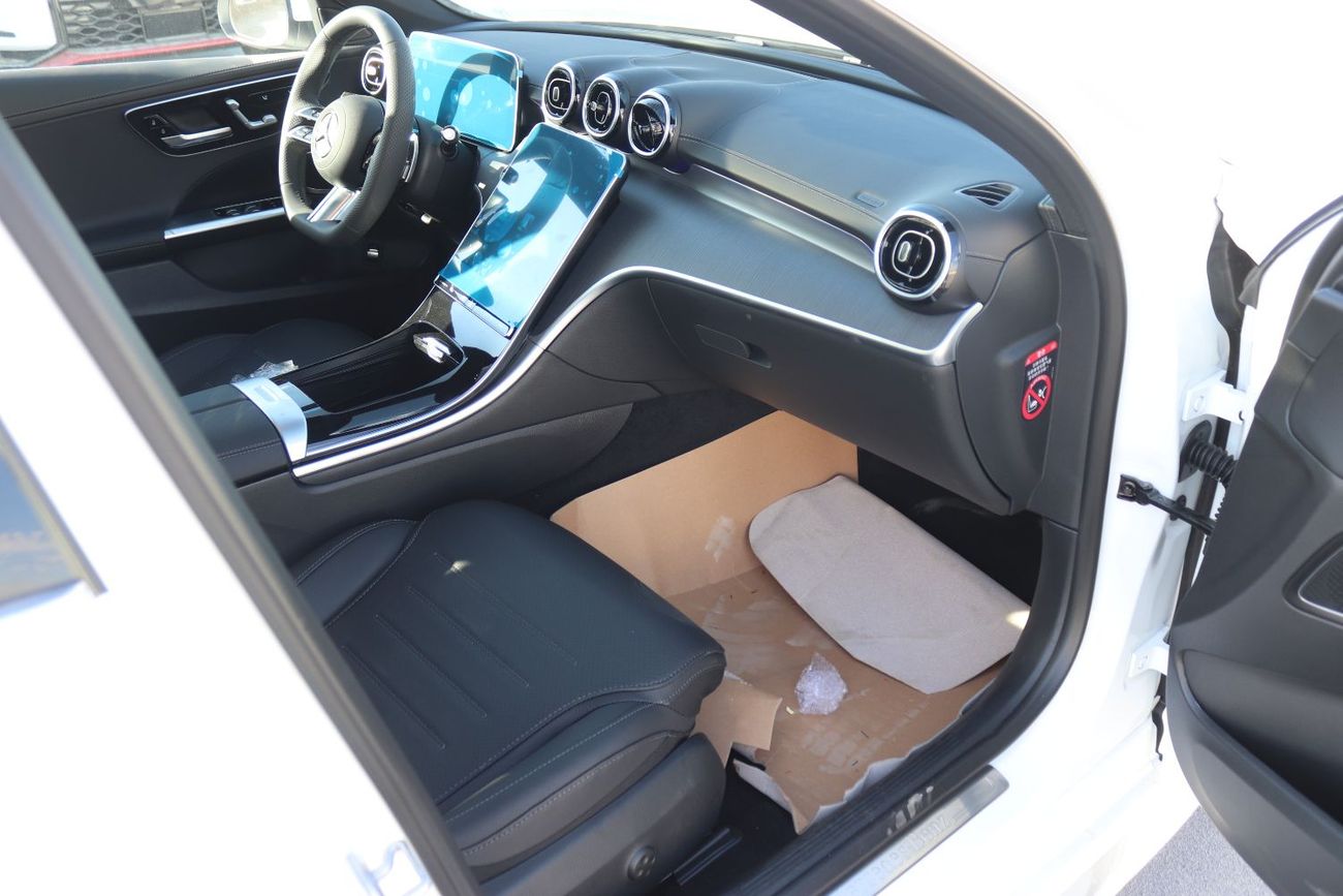 مرسيدس بنز C 200 1.5, Leather Seat, Sunroof, Alloy Wheels, Model 2025