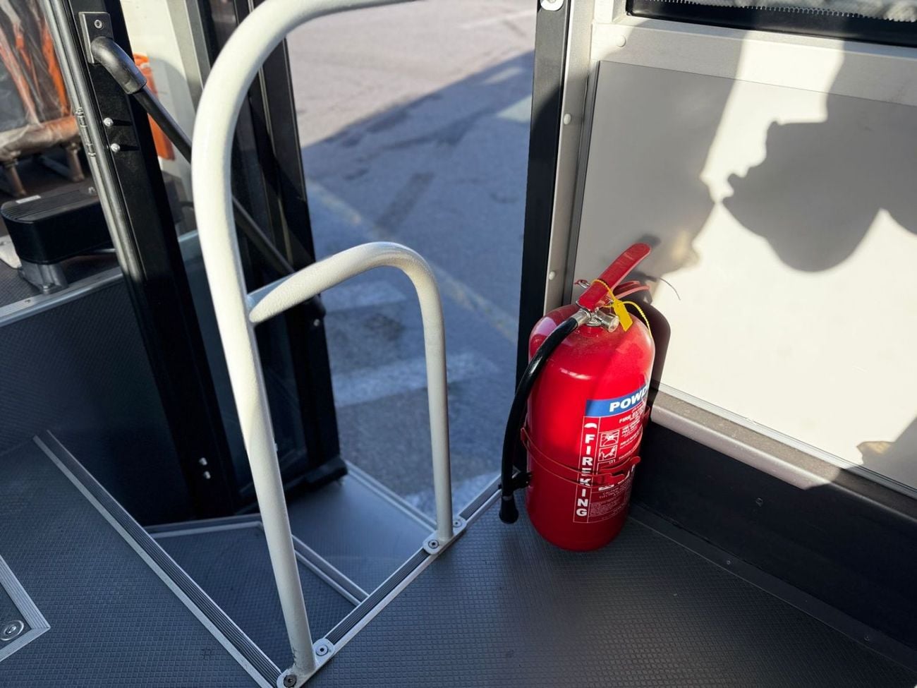 اشوك ليلاند Gazl أشوك ليلاند  باص صغير