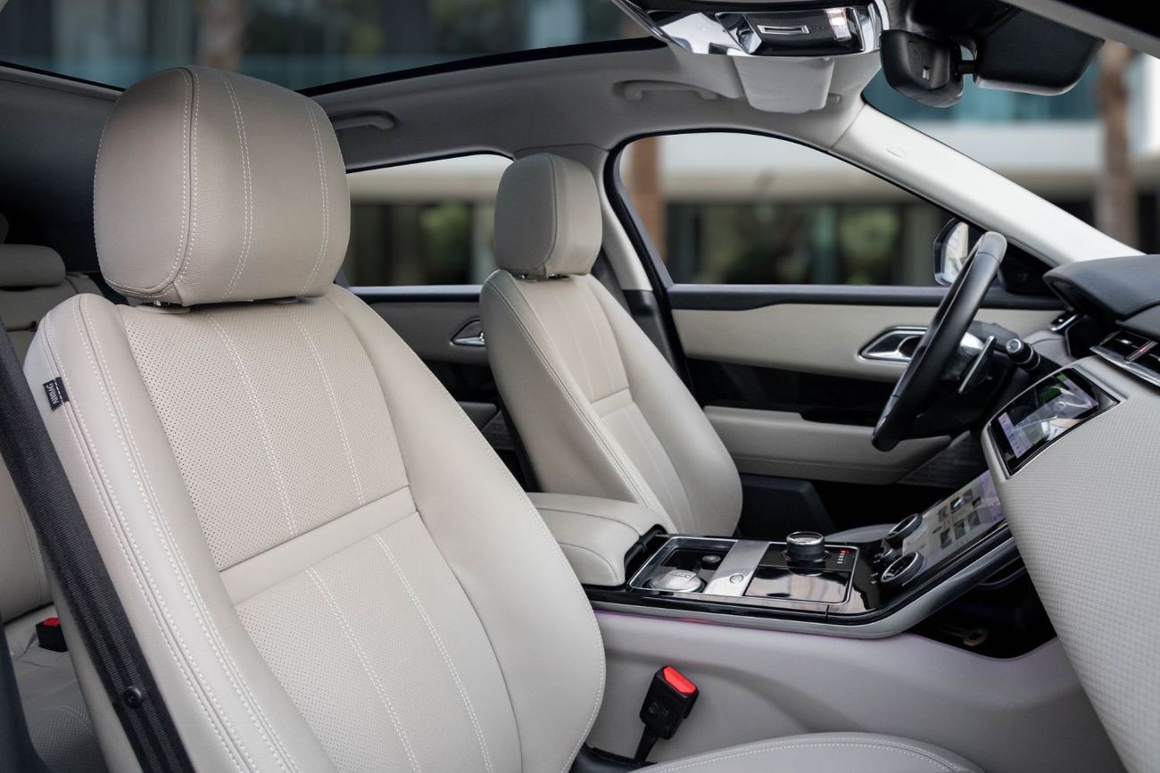 لاند روفر رينج روفر فيلار 2,937 P.M  | 0% Downpayment | P250 SE R-Dynamic!