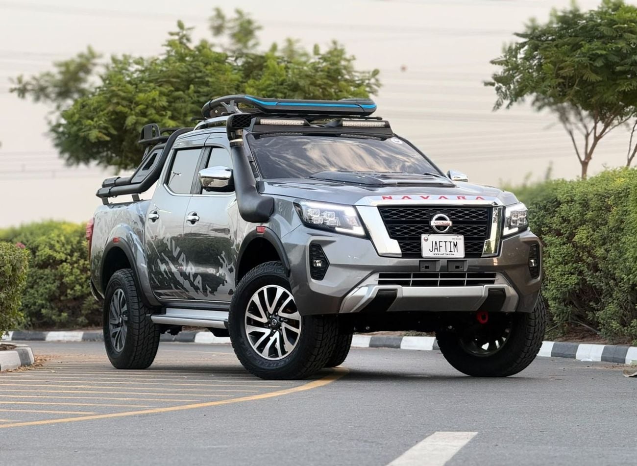 نيسان نافارا FACELIFTED TO 2024 MODEL | RHD | 2.3 DIESEL ENGINE | 4WD