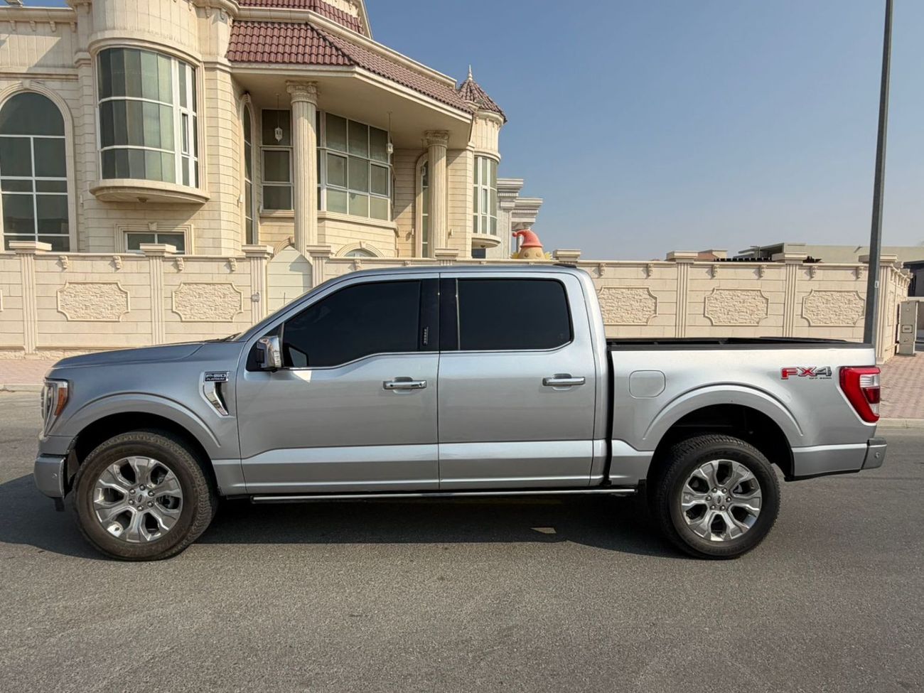 Ford F 150 Platinum 5.0L V8