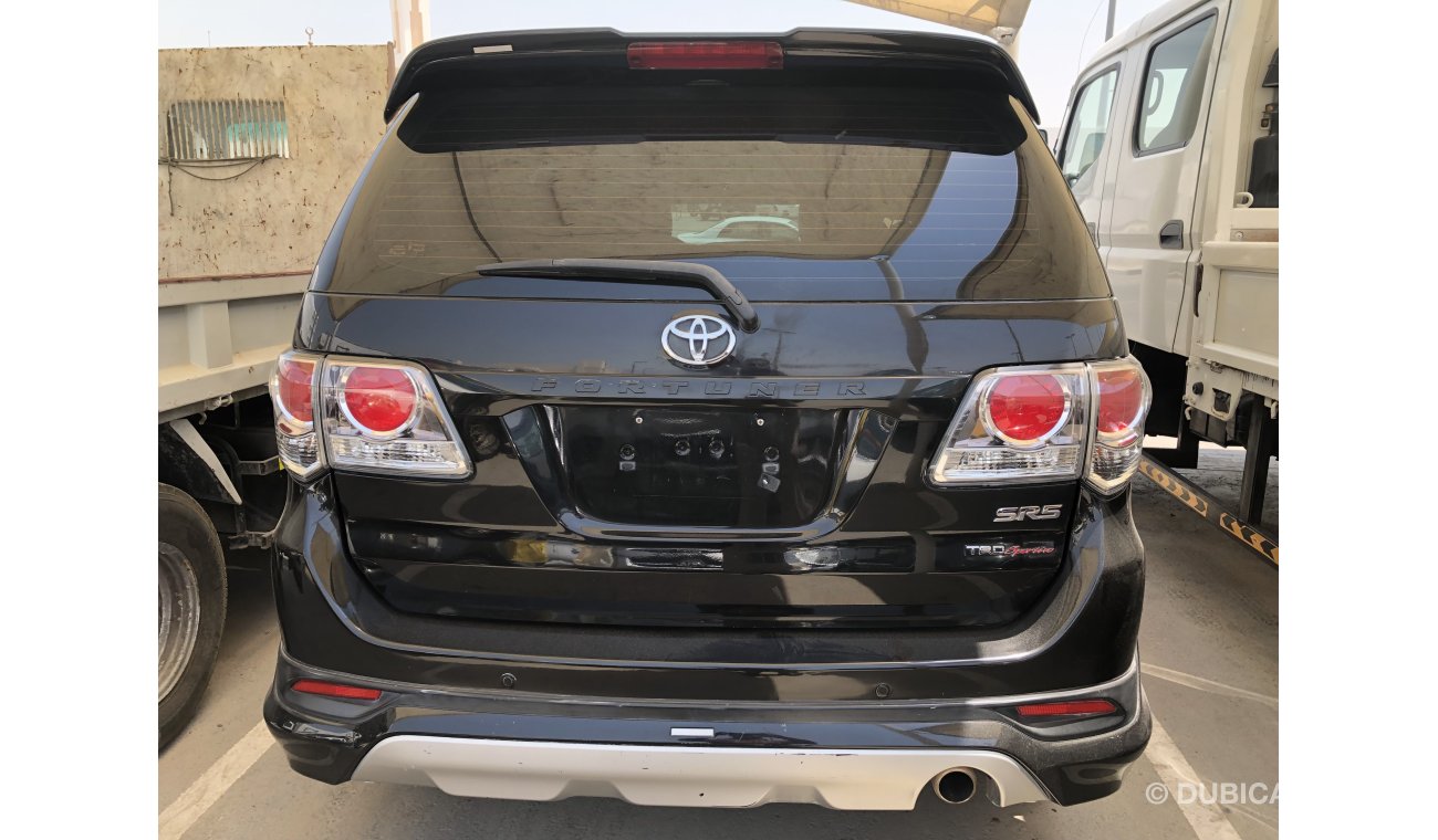 تويوتا فورتونر Toyota Fortuner 2.7 ltr,Trd Sport,Model:2014.Excellent condition