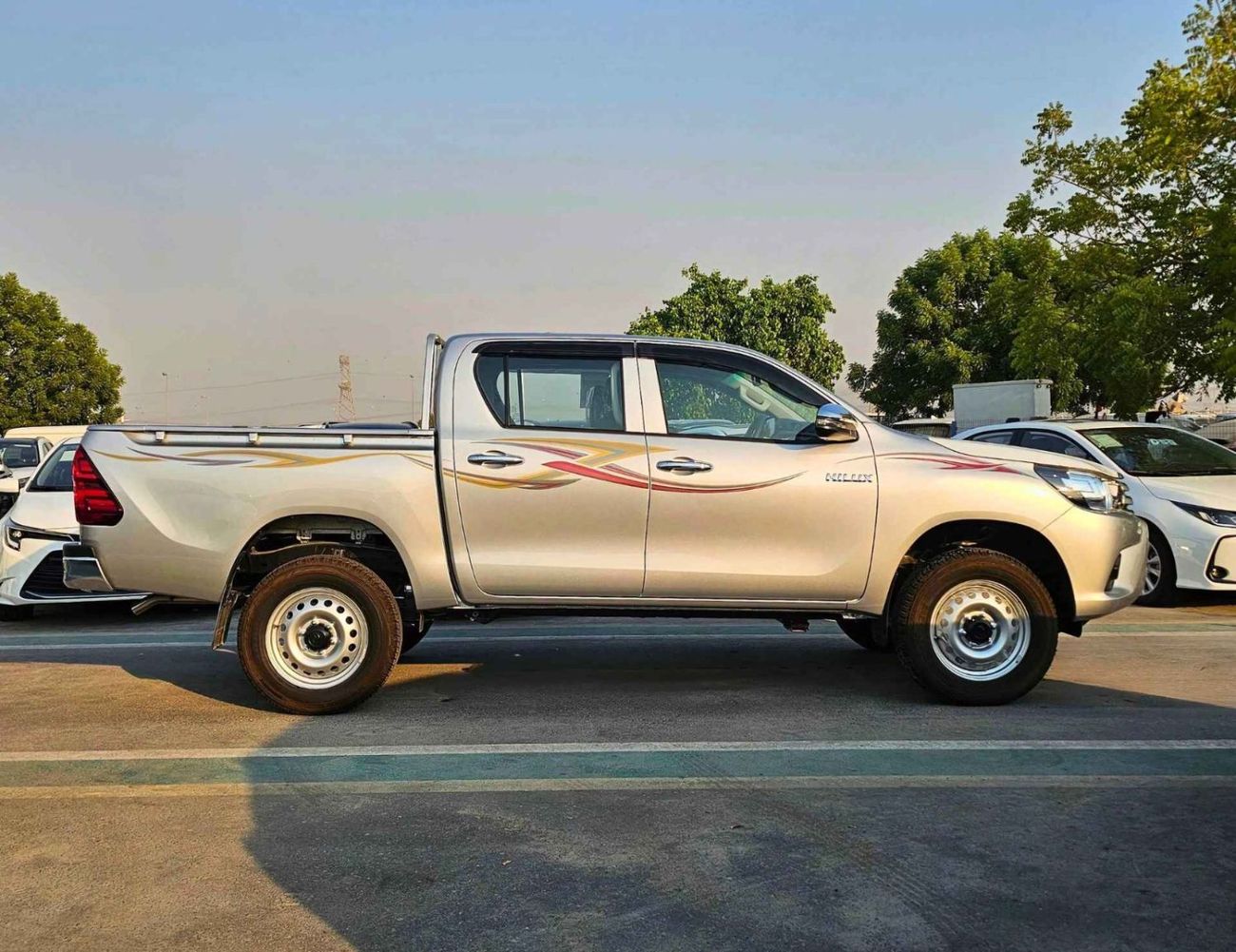 تويوتا هيلوكس NARROW BODY DOUBLE CABIN/ CDP, DECK GUARD FRAME, DIESEL MT 2.4L V4 4WD (CODE#HMD)