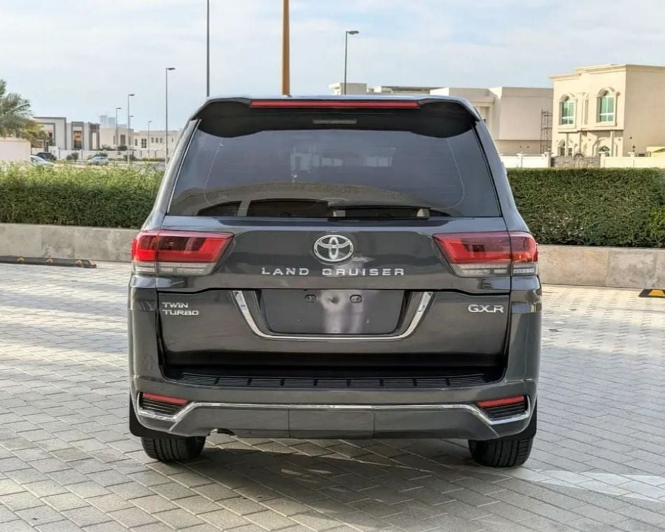 Toyota Land Cruiser GXR Toyota landcruise 2013Model GXR Facelifted 2025 4.0L V6 petrol Engine Colour Black push start Transm