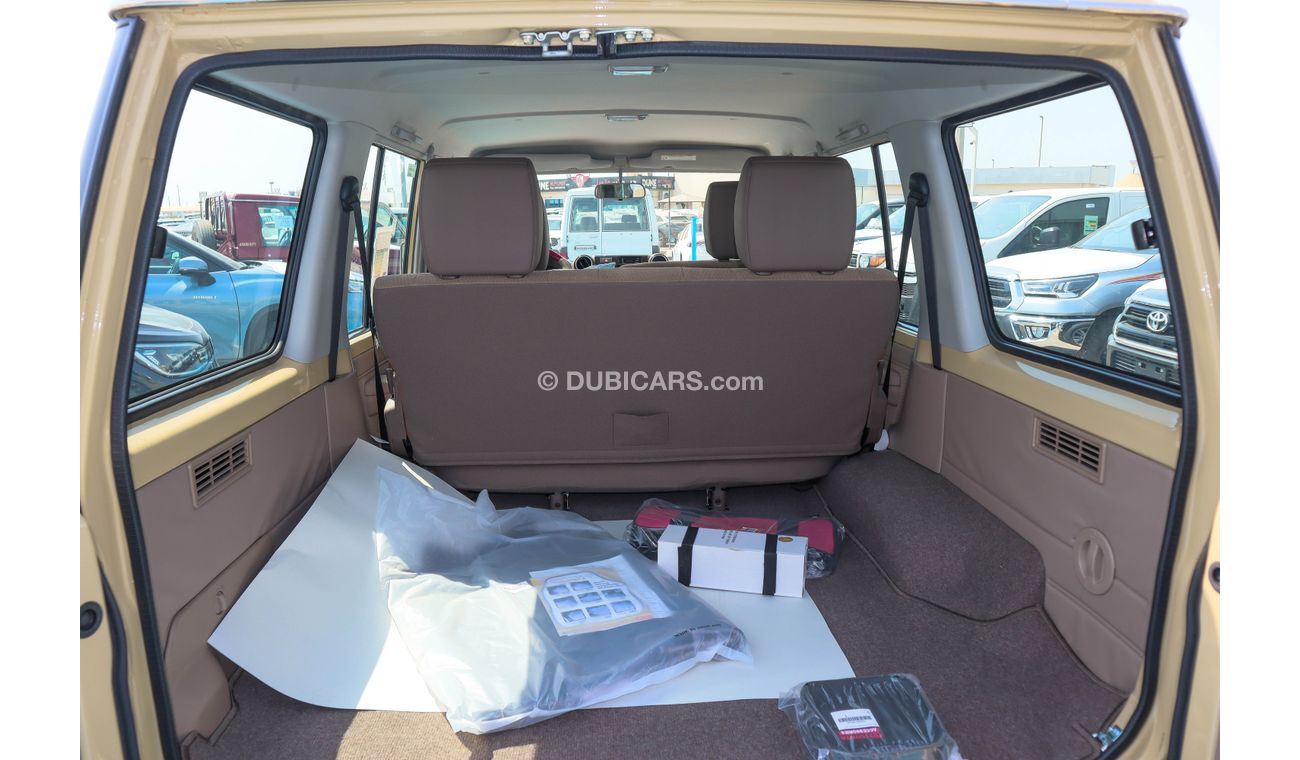 Toyota Land Cruiser 70 TOYOTA LAND CRUISER HARD TOP 5DOORS 4.0L 2023 Engine 4.0L Model 2023 Drive 4WD (EXPORT)