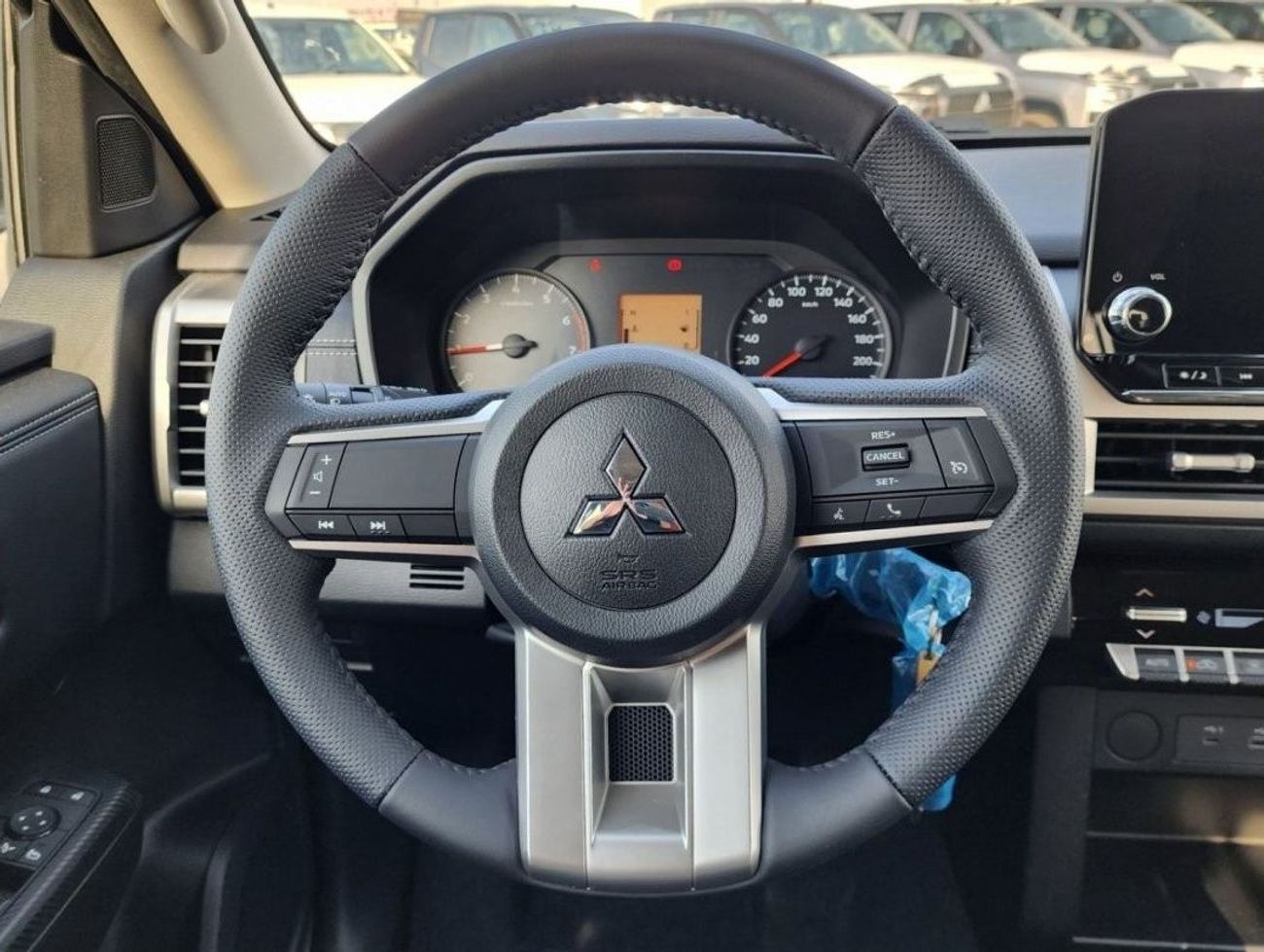 Mitsubishi L200 2.4L PETROL FULL OPTION 4WD 2024