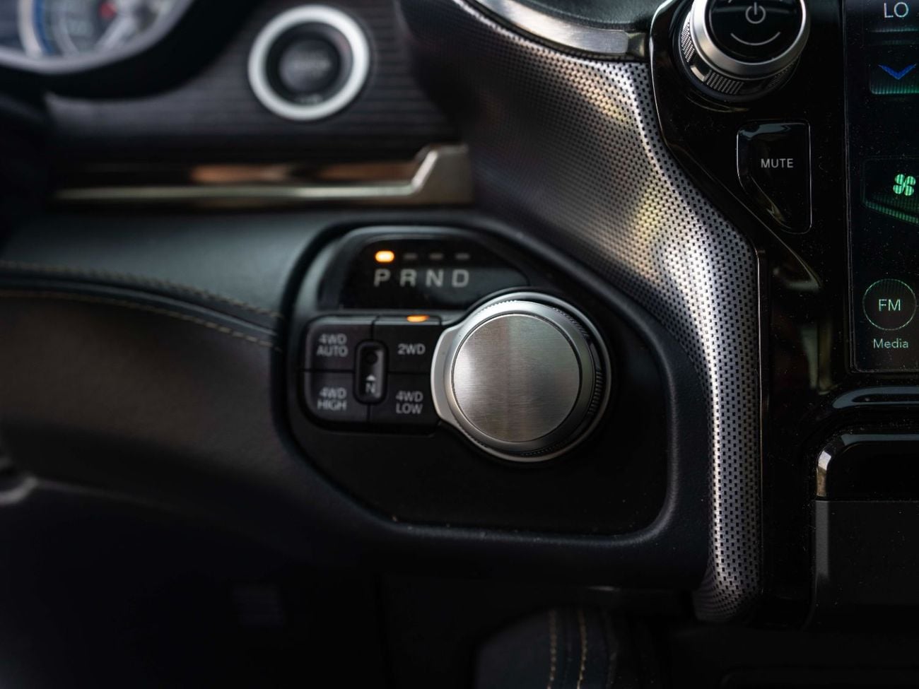 رام 1500 Limited 5.7L (6 Seater)