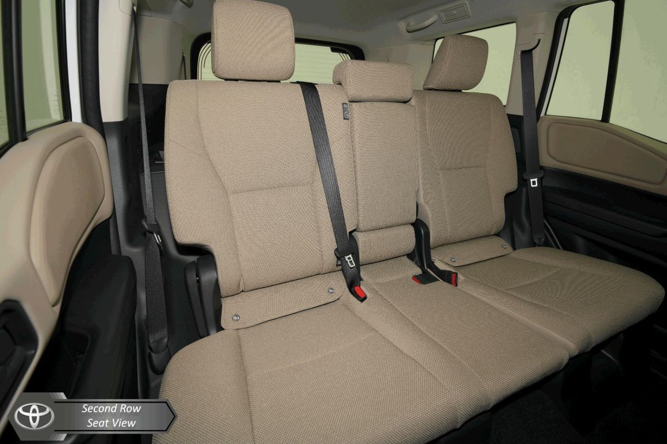 Toyota Prado 2.8 L Mid