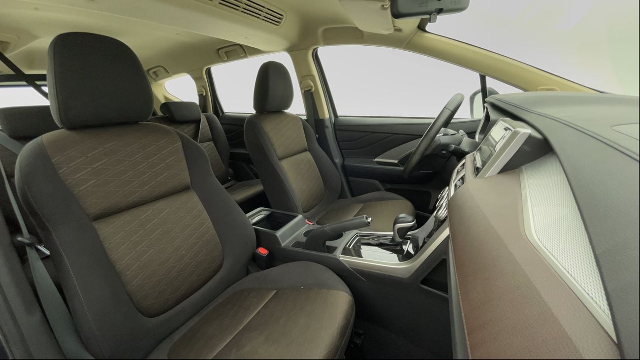 ميتسوبيشي إكسباندر كروس PREMIUM 1.5 | بدون دفعة مقدمة | اختبار القيادة في المنزل