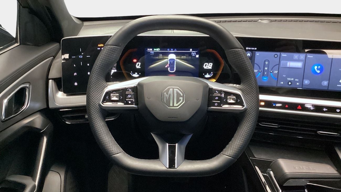 أم جي وان Luxury | شامل الضمان | 0 ﺪﻔﻋﺓ ﺃﻮﻟﻯ