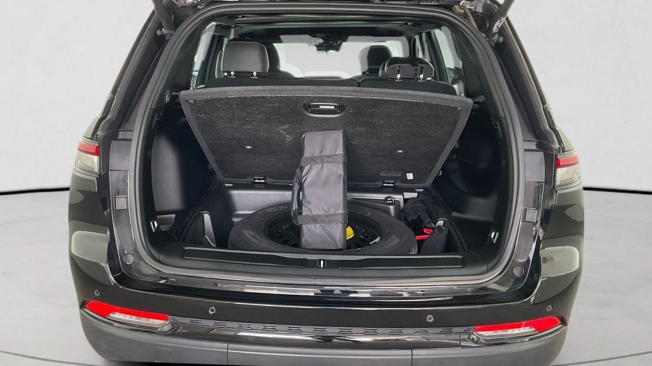 Jeep Cherokee Altitude | upto AED 20,000 Ramadan Discount | Guaranteed Warranty | 0 Down Payment