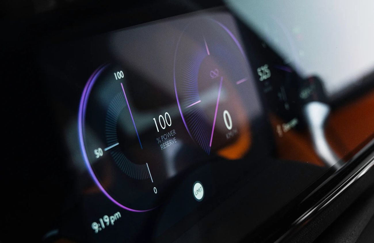 Rolls-Royce Cullinan 6.75L V12 Twin-Turbocharged Engine | Warranty