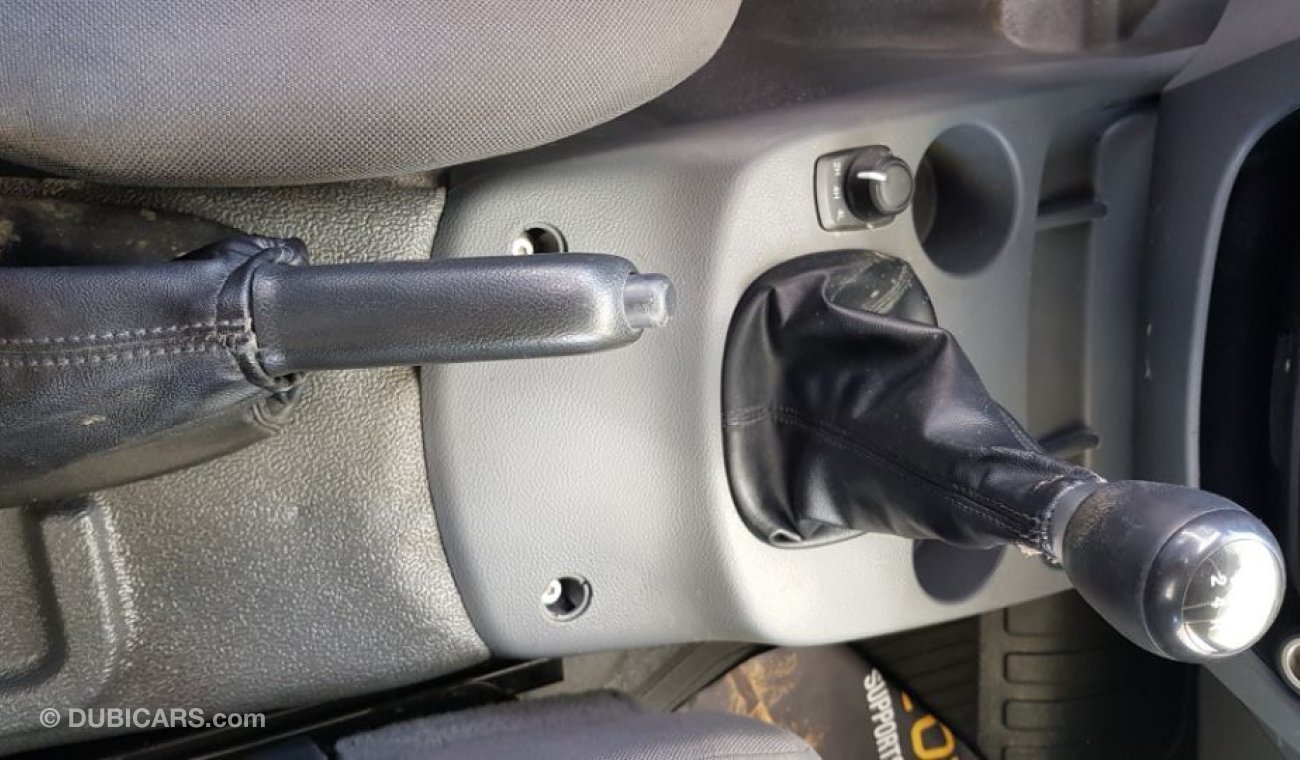 فورد رانجر 2015 model Gulf specs Manuel gear  4x4 ..fuel patrol