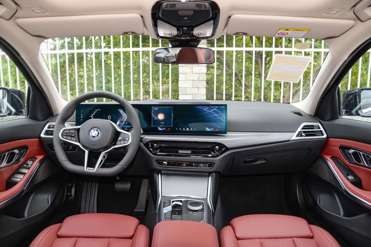 BMW i3 eDrive 35L M 592km