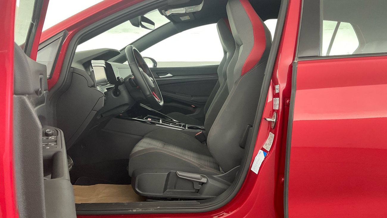 فولكس واجن جولف GTI - Cloth | upto AED 20,000 Ramadan Discount | شامل الضمان | 0 ﺪﻔﻋﺓ ﺃﻮﻟﻯ