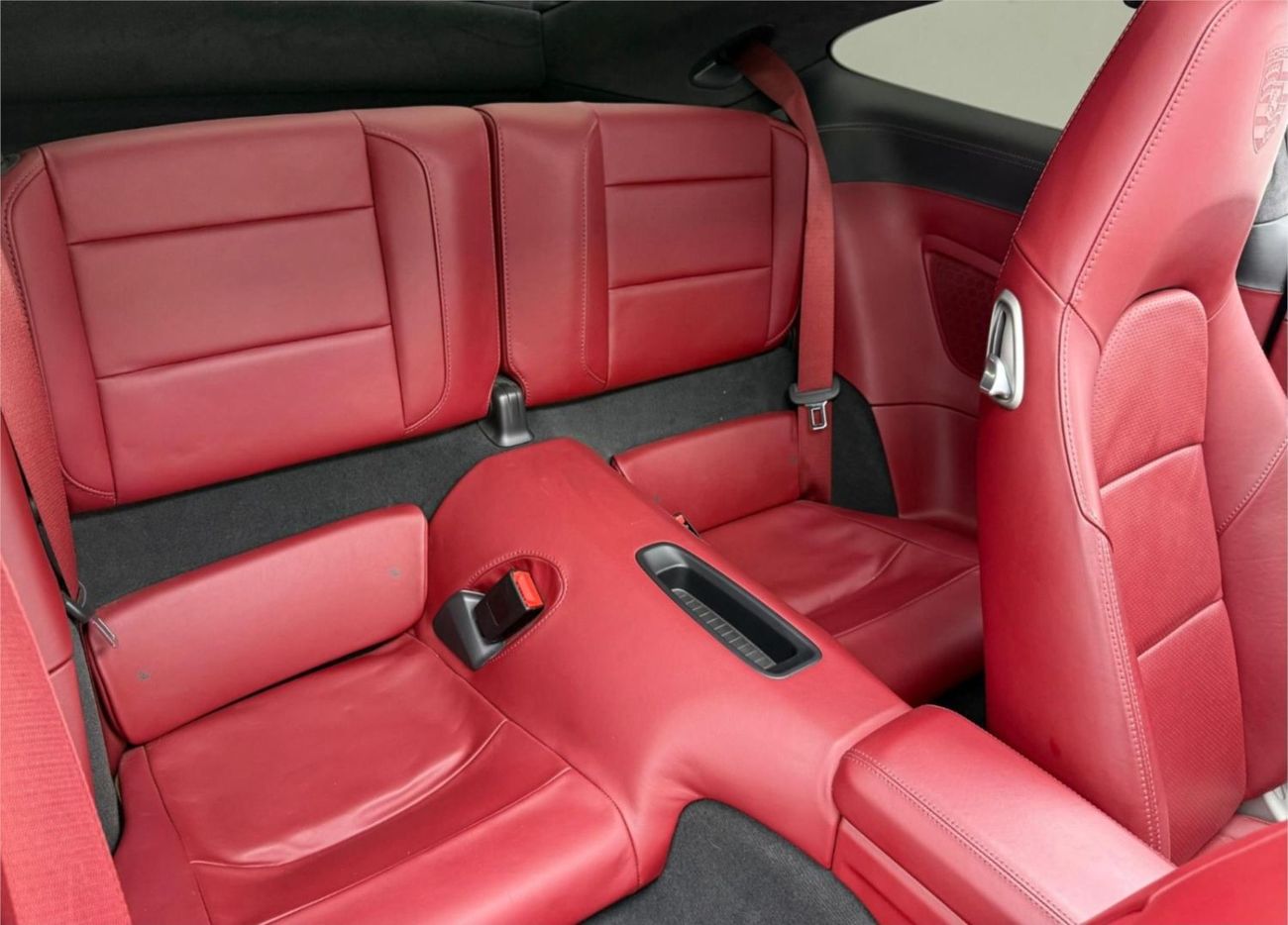 Porsche 911 2017 Porsche 911 Carrera,  Service History, Excellent Condition, GCC