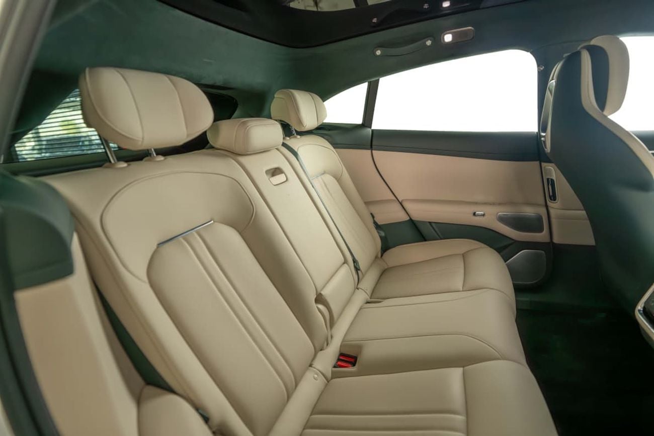 شاومى YU7 Brand New-760 KM Range-Full Options-Fast Charging