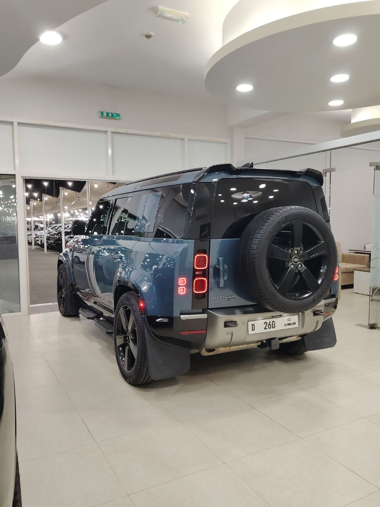لاند روفر ديفندر P400