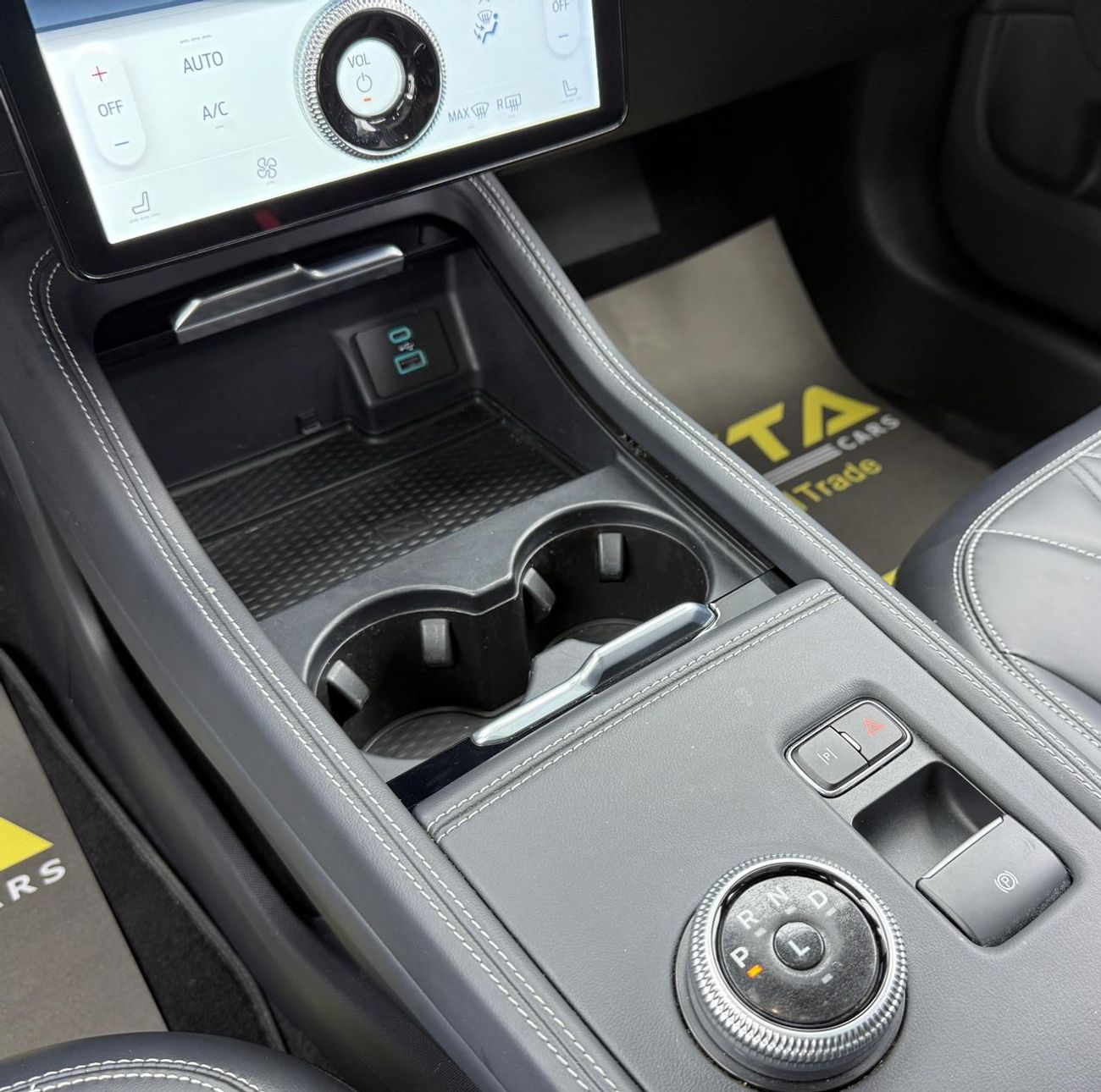 Ford Mustang Mach-E 2022 Ford Mustang Mach-E, Swiss Auto Warranty, Fully Loaded, Excellent Condition, Chinese