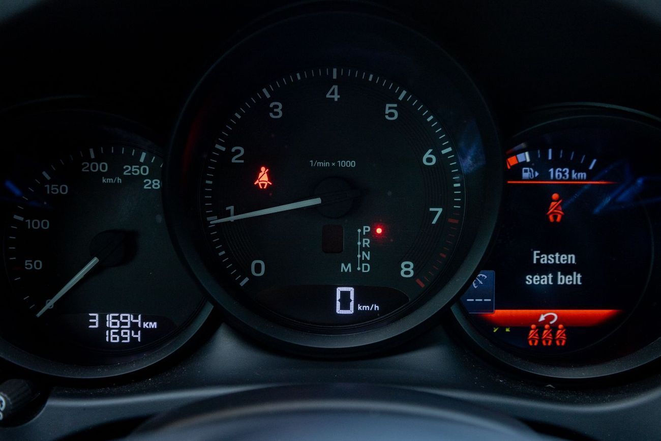 بورش ماكان Std 2.0L (260 HP)