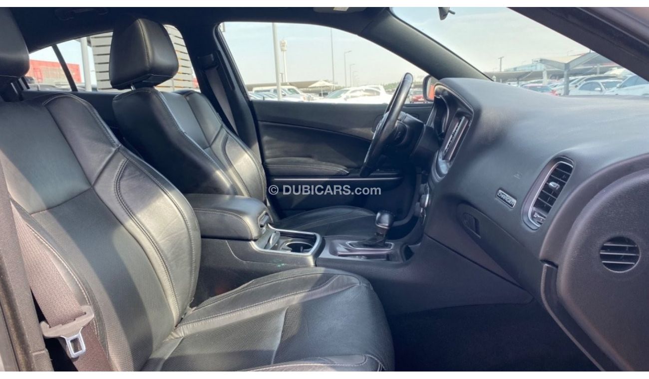دودج تشارجر 3.6L SXT بلس