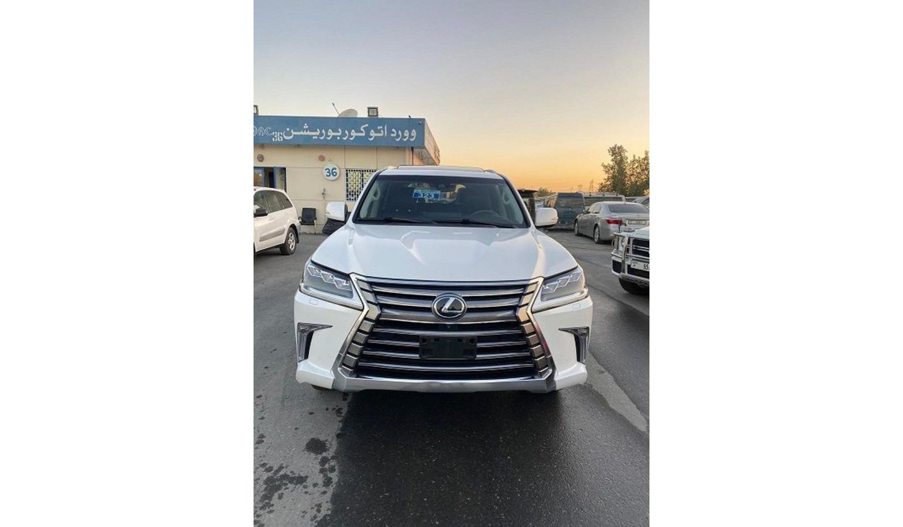 لكزس LX 570 LEXUS LX570 2017 WHITE US IMPORT