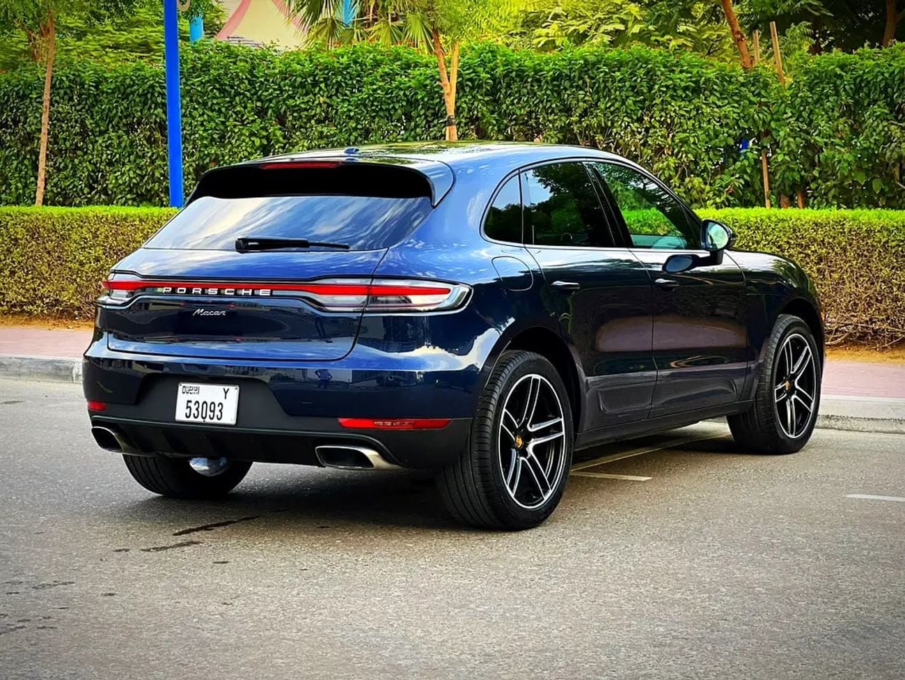 Porsche Macan Standard - American Specs