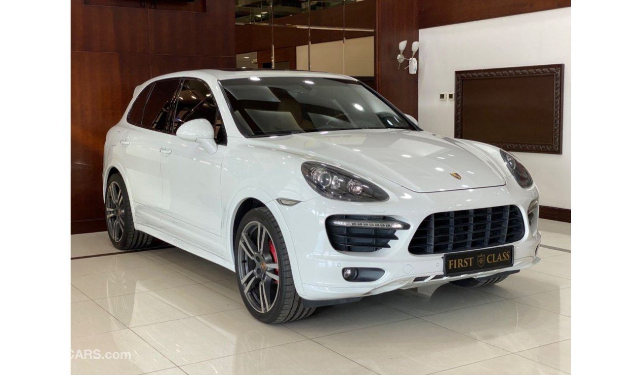 Porsche Cayenne GTS GCC 2014