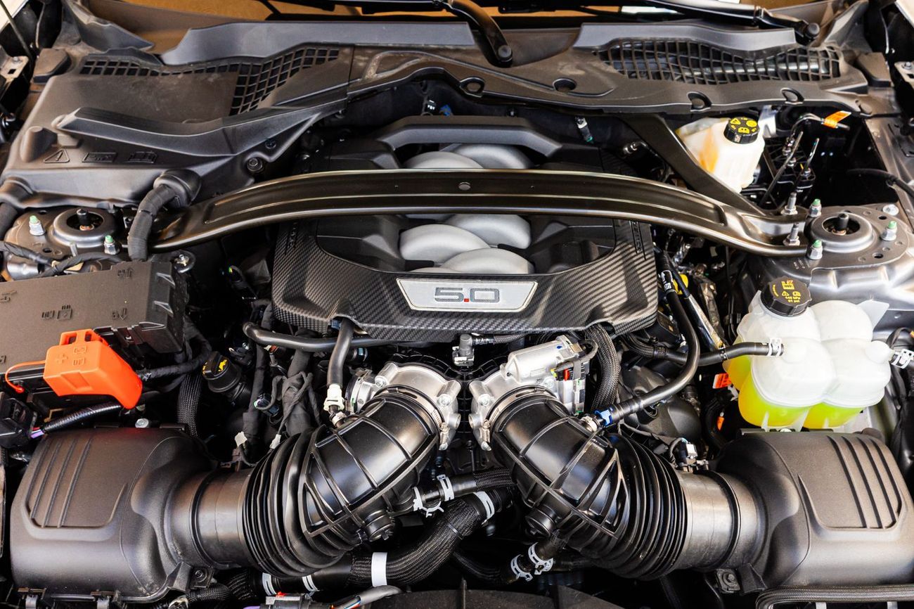 Ford Mustang GT Premium 5.0L (435 HP) Coupe A/T