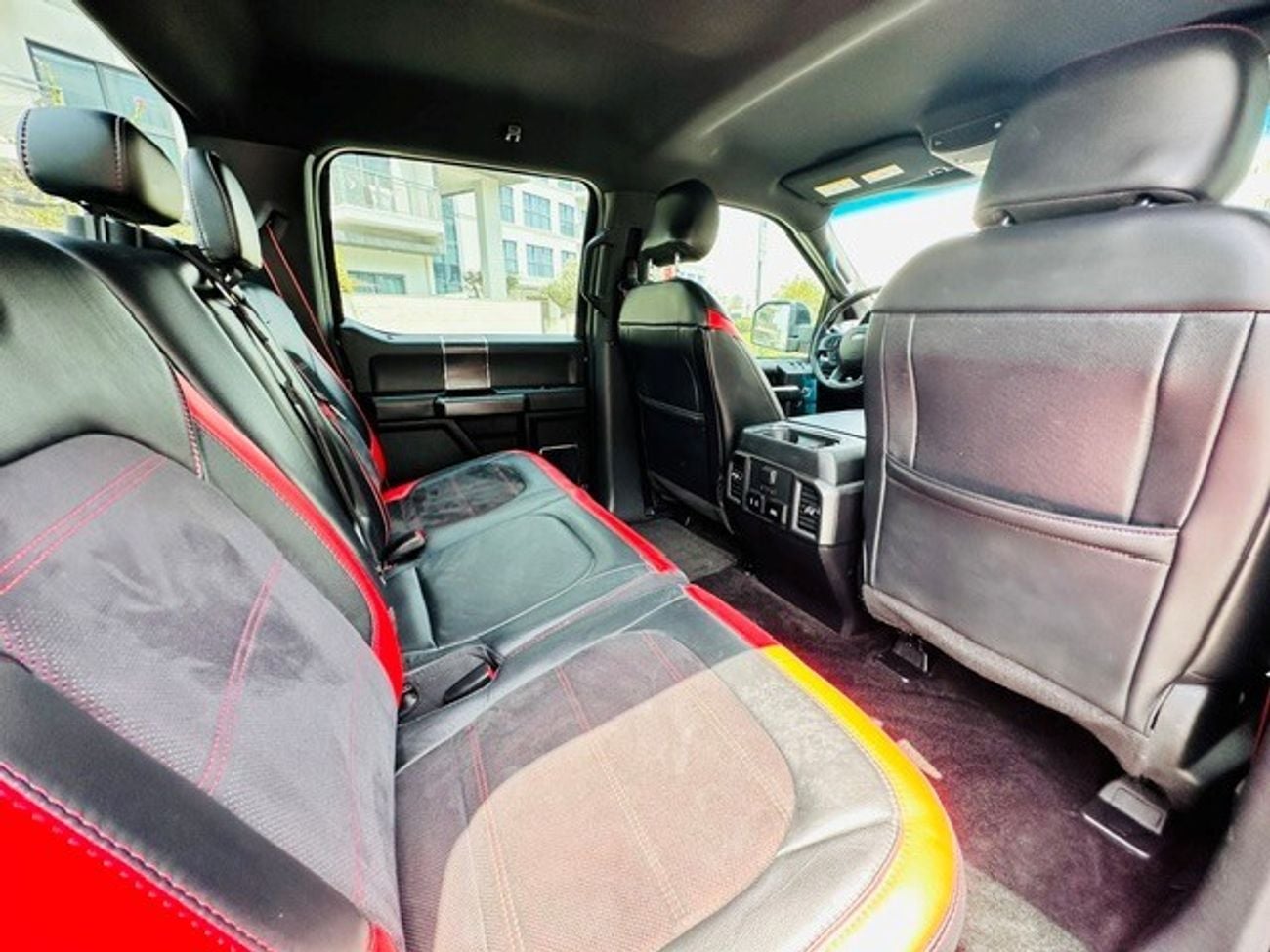 فورد F 150 لاريات كرو لوكس+حزمة رياضية
