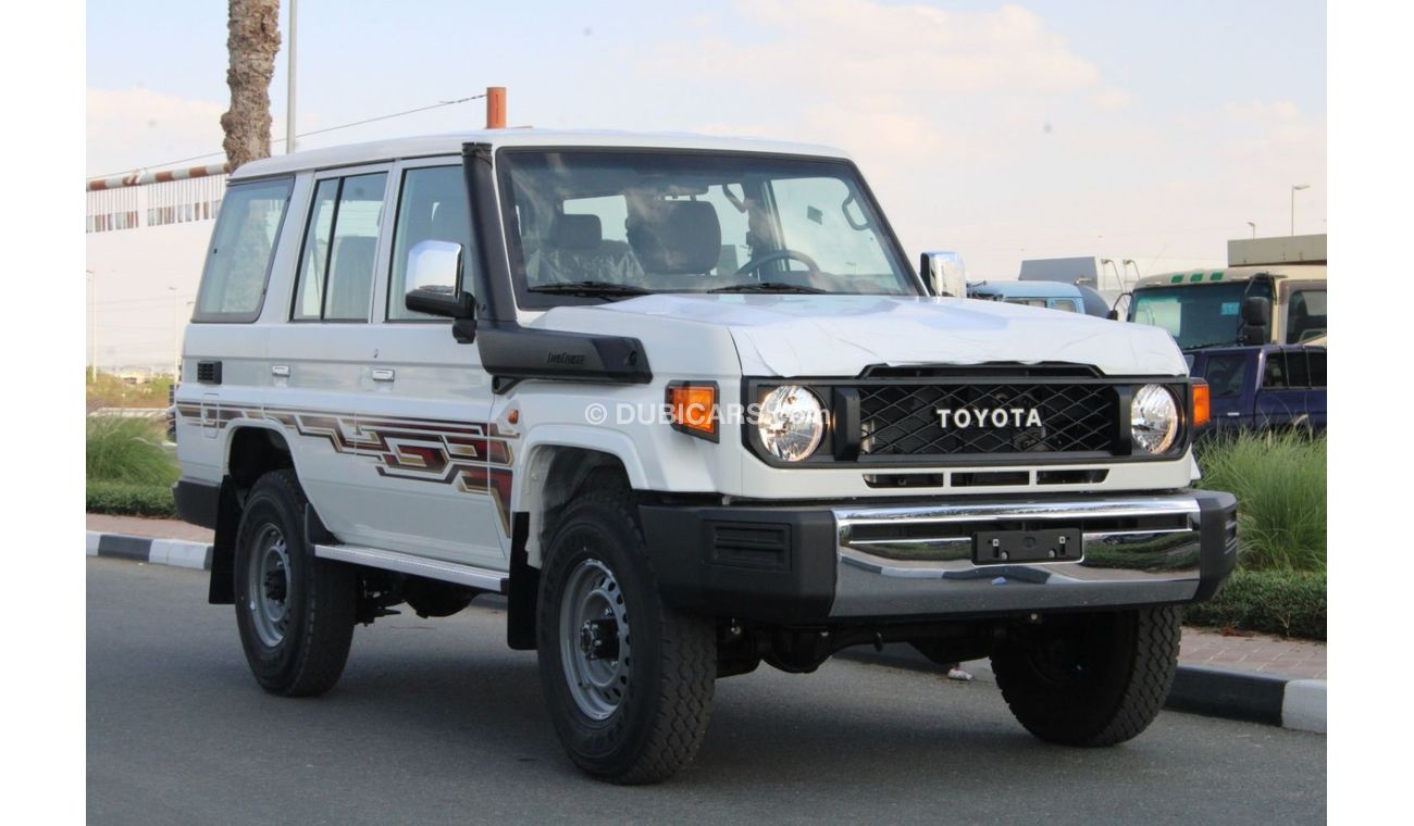 Toyota Land Cruiser 70 TOYOTA LANDCRUISER 76 4.5L V8 DIESEL E GRADE MANUAL