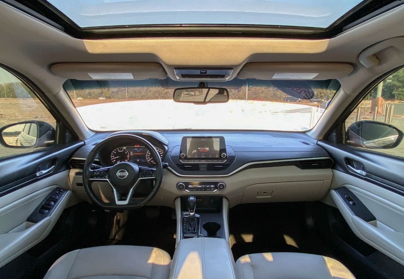 Nissan Altima SV 2.5L Nissan Altima 2.5L 2021  GCC, accident-free, in excellent condition 923 P.M