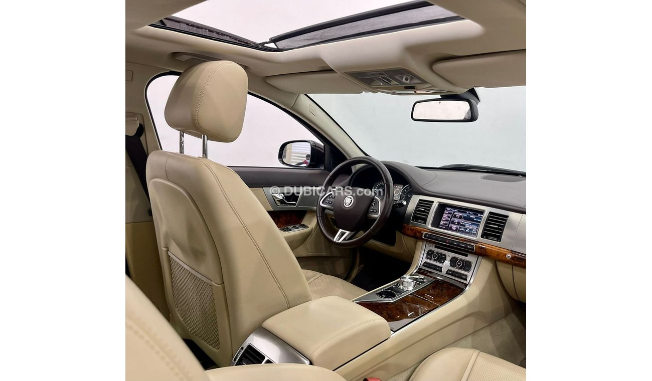 Jaguar XF Premium Luxury 2012 Jaguar XF V6 3.0L Premium Luxury, Full Option, Full Service History, GCC