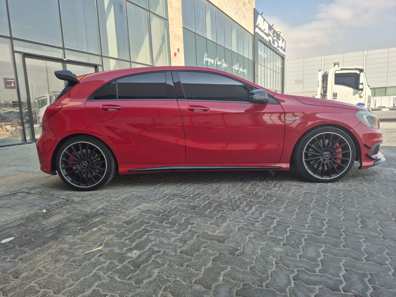 مرسيدس بنز CLA 45 AMG Std 2.0L