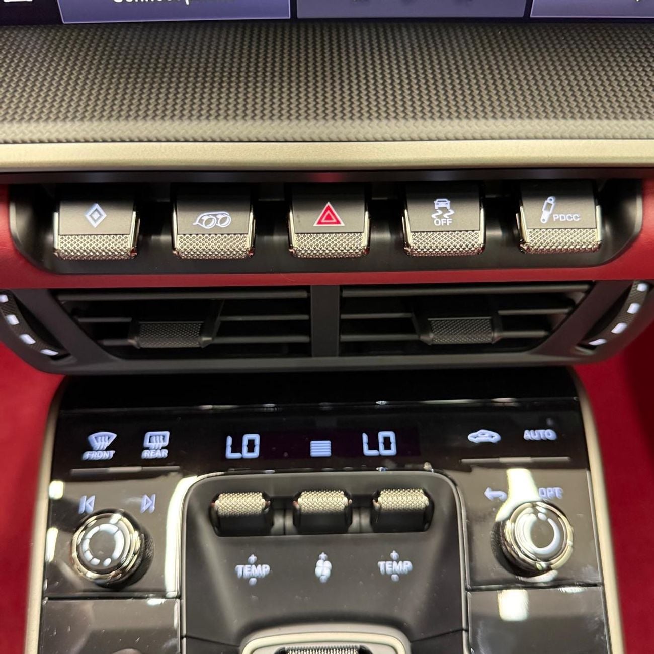Porsche 911 TURBO S | GCC | Dealer warranty