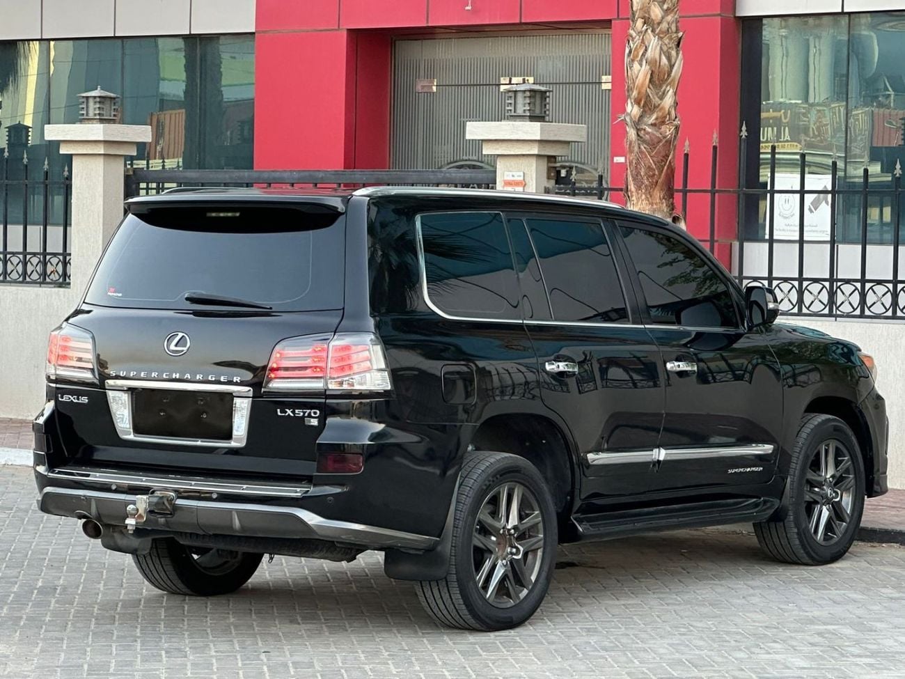 Lexus LX 570 Sport Platinum لكزس LX 570 خليجي 2014