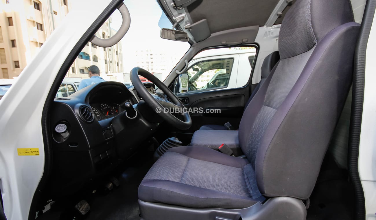 Nissan Urvan Chiller Van