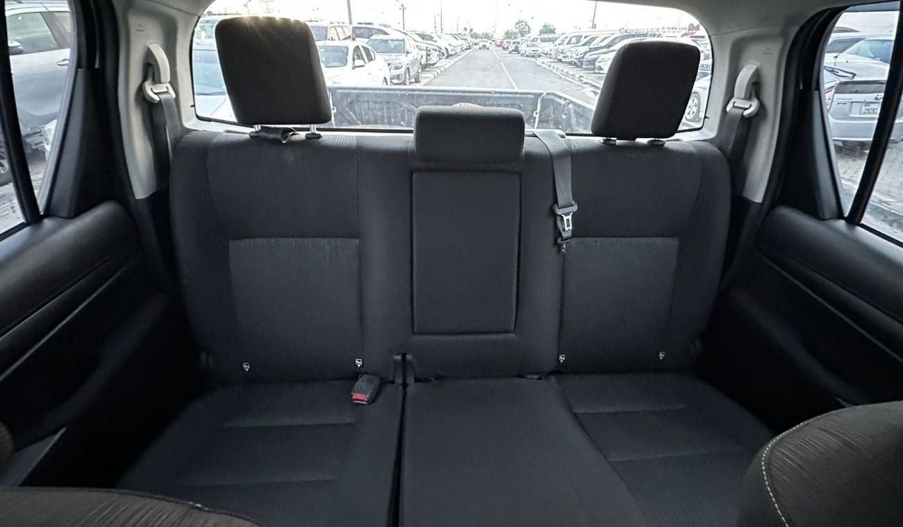 Toyota Hilux DIESEL RIGHT HAND manual