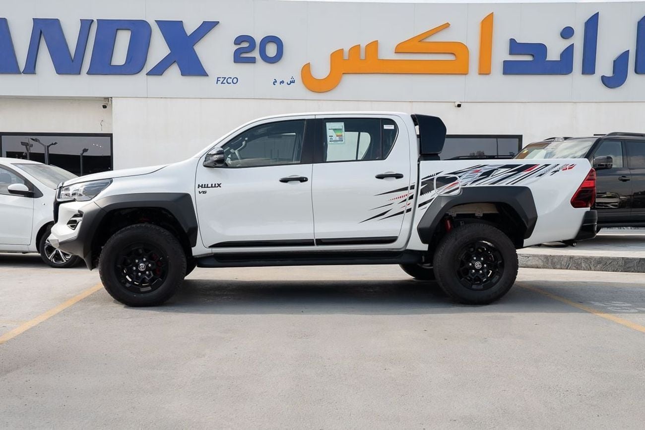 تويوتا هيلوكس GR-S 4.0L