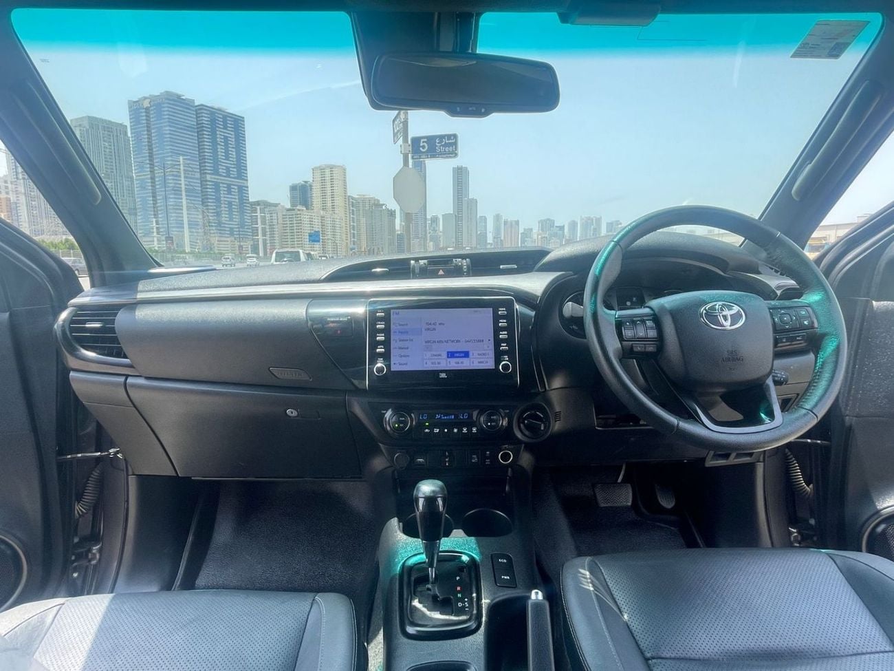Toyota Hilux DIESEL HILUX ROGUE ,2.8L ,RIGHT HAND HAND DRIVE ,AUTO TRANSMISSION