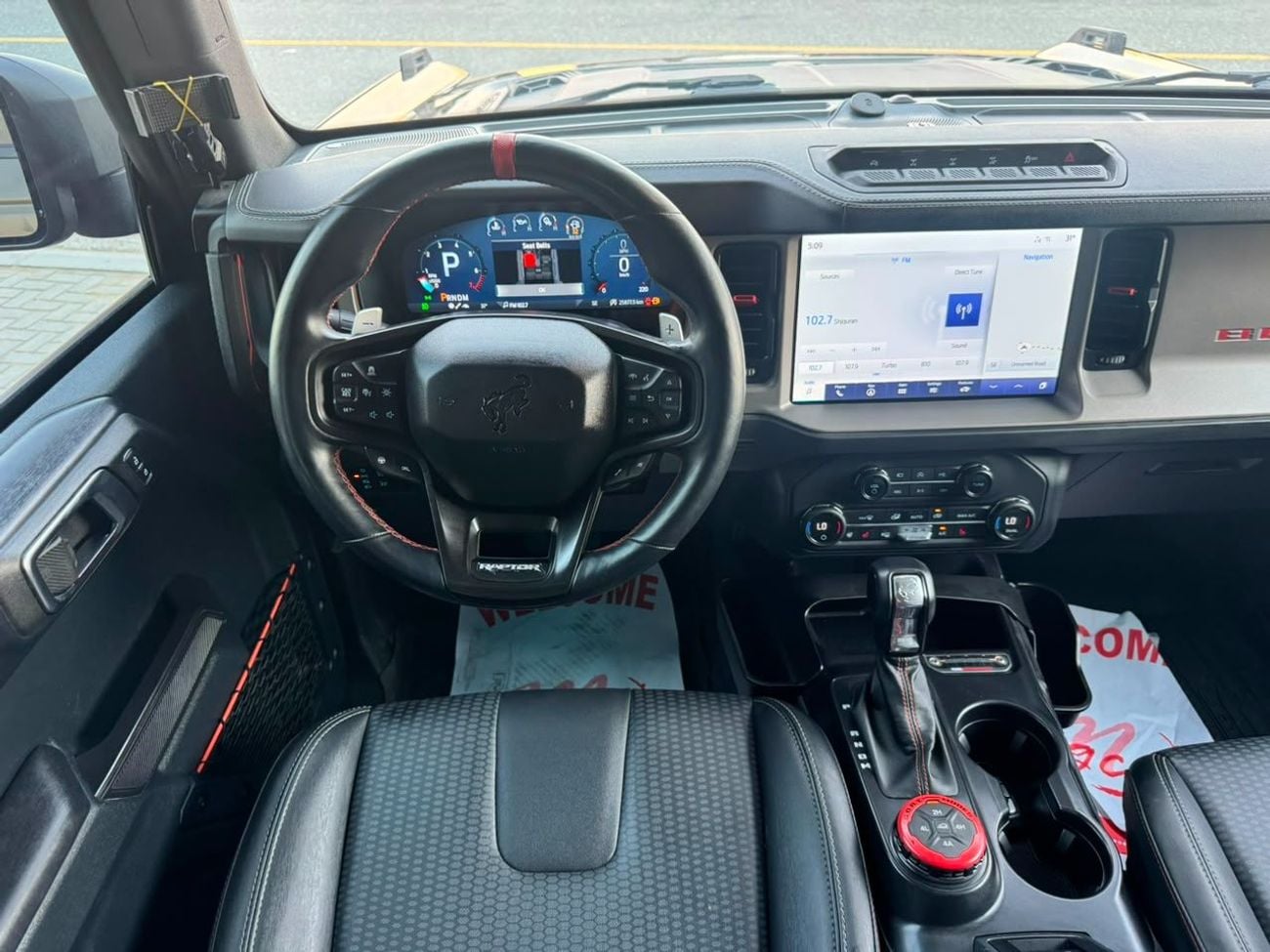 Ford Bronco RAPTOR / V6 3.0 TT / LOW MILEAGE / RADAR / LINE ASSEST / 360 CAMERA / ORIGINAL FOX SUSPENSION KIT