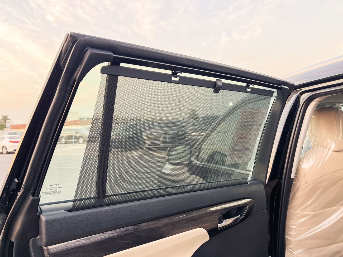 Toyota Highlander EXPORT ONLY - Highlander Limited 2.5L Hybrid (AWD)