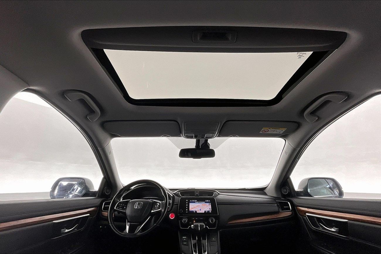 Honda CRV Touring | National Day Celebration | Guaranteed Warranty | 0 Down Payment