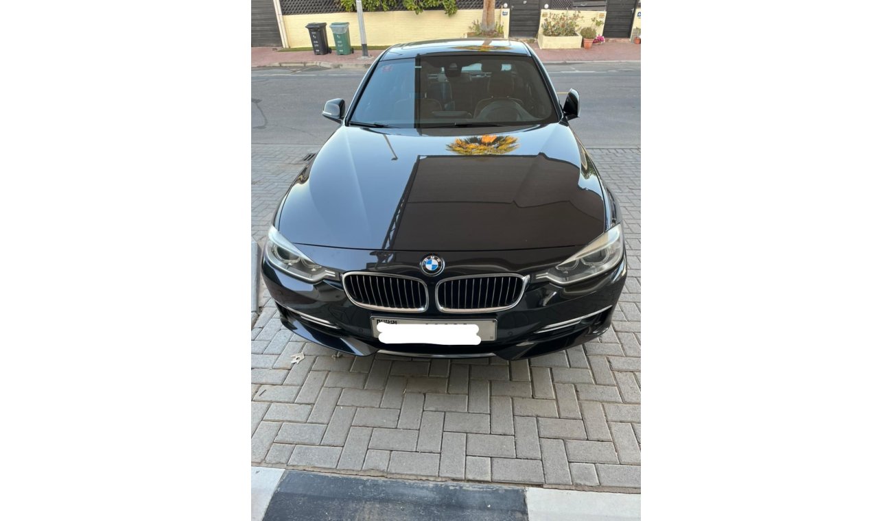 BMW 335i Luxury