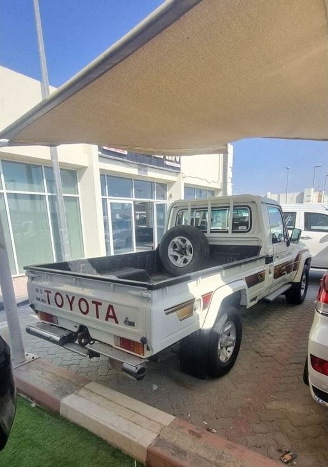 تويوتا لاند كروزر بيك آب PICKUP DLX 4.5L