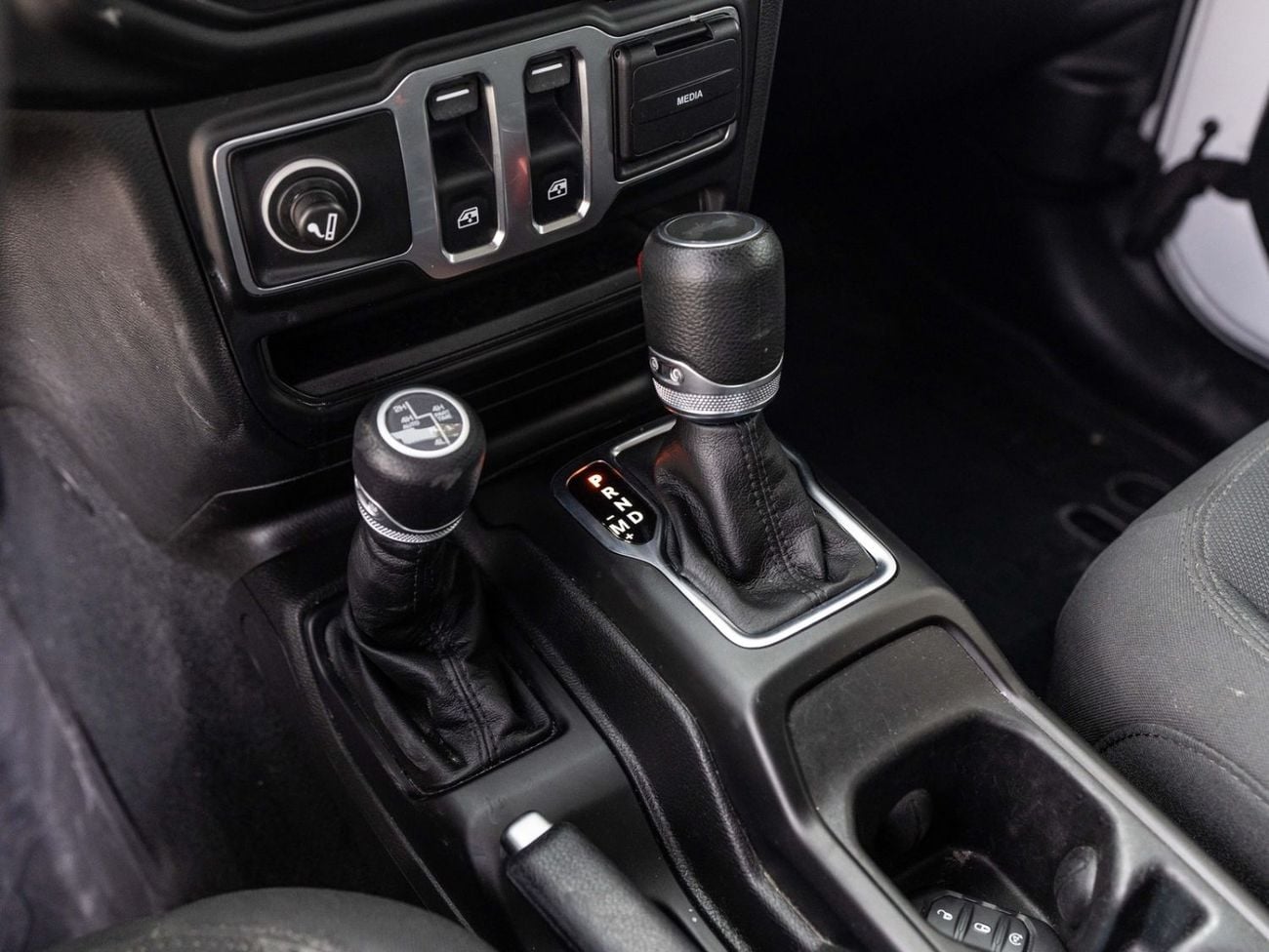 Jeep Wrangler SPORT