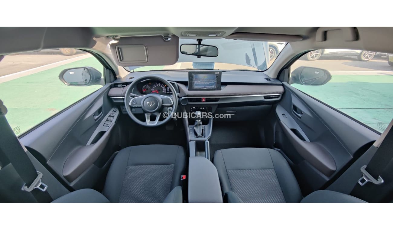 Toyota Yaris TOYOTA YARIS 1.5Ltr STANDARD (EXPORT & LOCAL POSSIBLE)