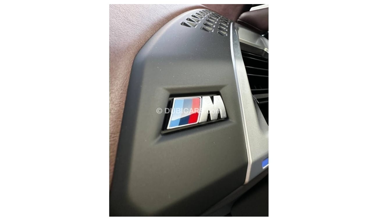 BMW XM BMW XM V8 Plug-in Hybrid AWD 4.4L Twin-Turbo+Electric Motor 2023  GCC ZERO KM Service Contract  Unde