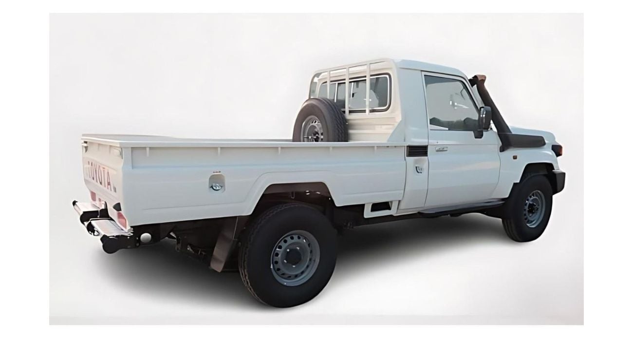 تويوتا لاند كروزر بيك آب تويوتا LC 79 بيك اب كابينة واحدة 4.5 لتر V8 ديزل موديل سنة 2024 اللون أبيض